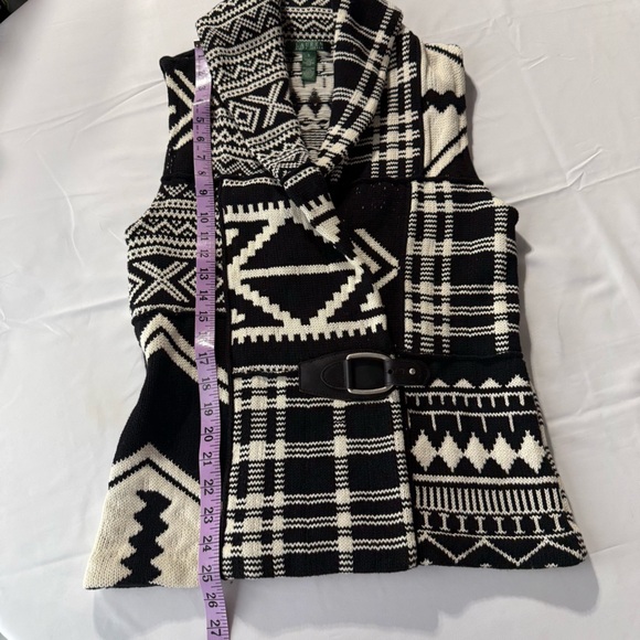 Lauren Ralph Lauren Women’s Sweater Vest Size S  Black and White Aztec Southwest - Picture 8 of 10